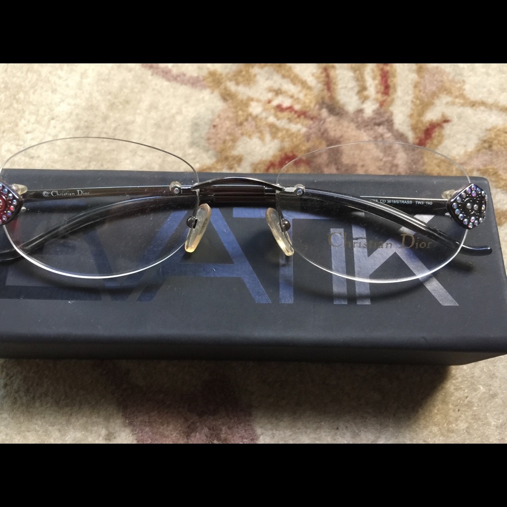 Dior frame